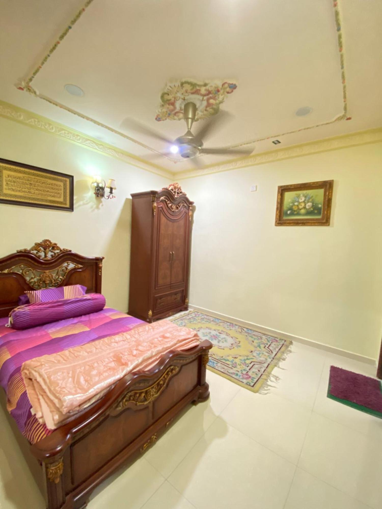 Nenda Homestay Kampong Baharu Cheras Batu Sa-Belas Exterior photo